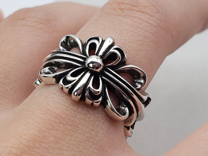 Chrome Design Retro Ring, Iris Ring