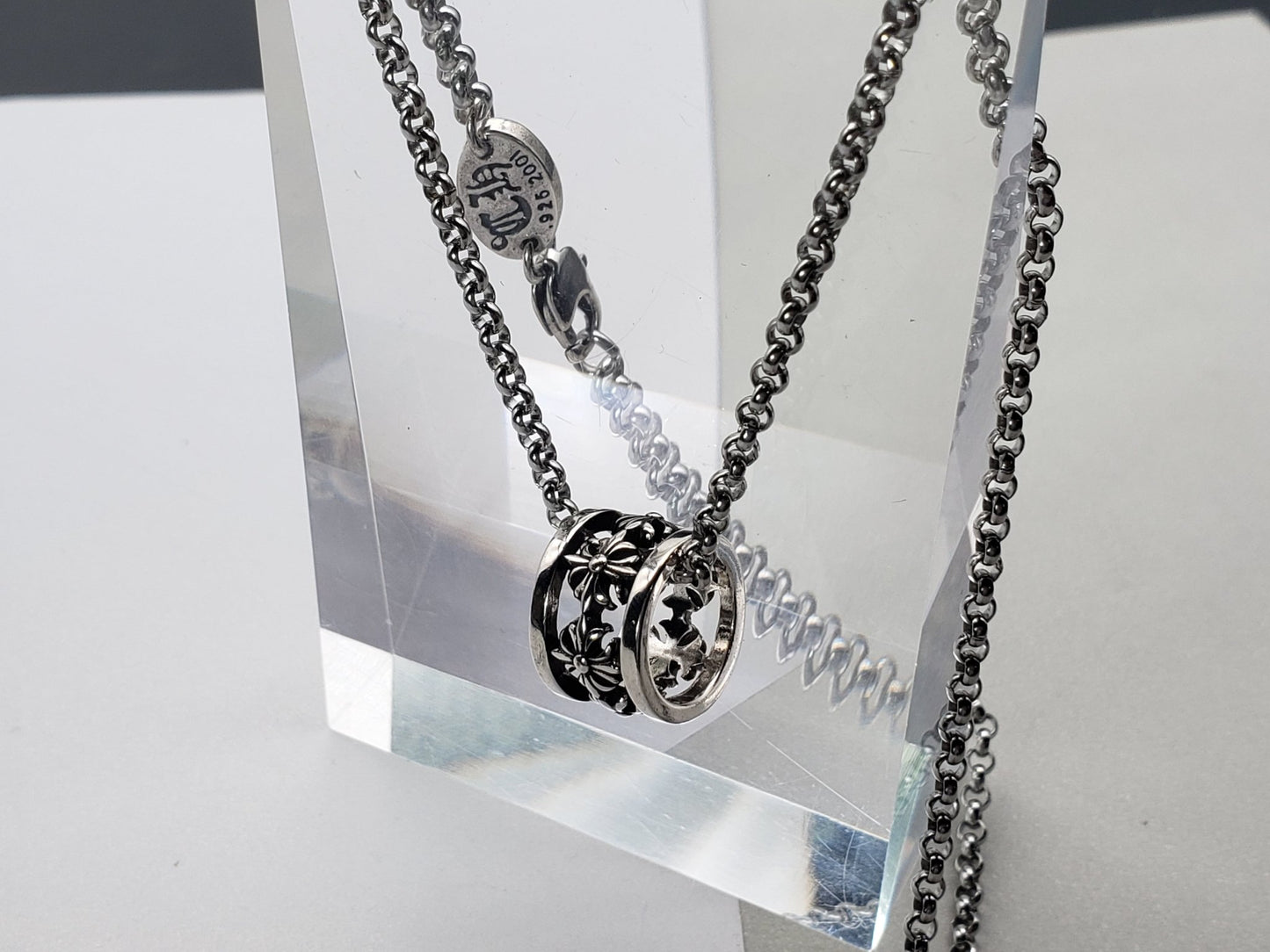 Chrome Vintage Pendant Necklace Collecion