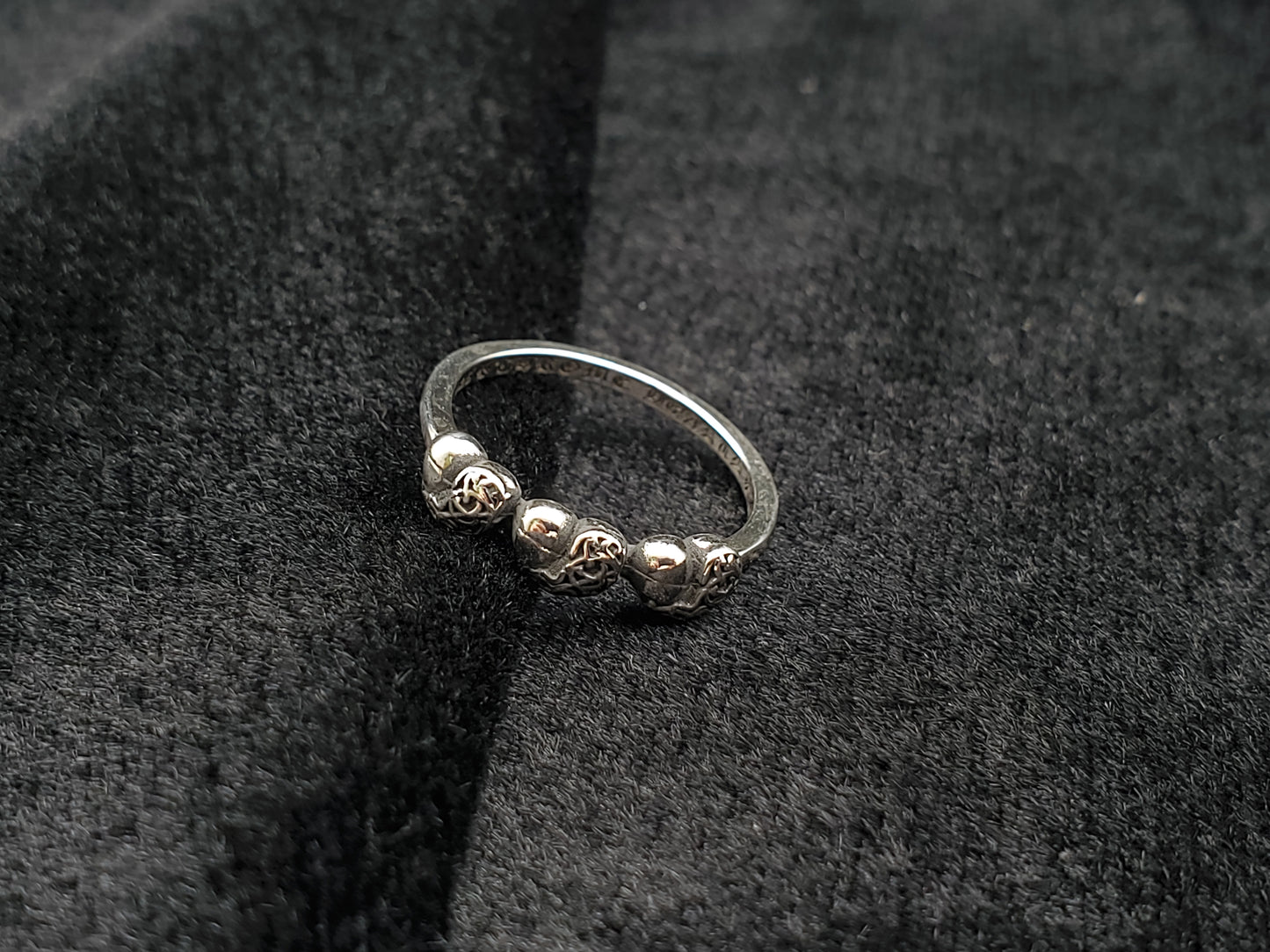 Chrome Classic Retro Hearts Ring, Three Hearts Ring