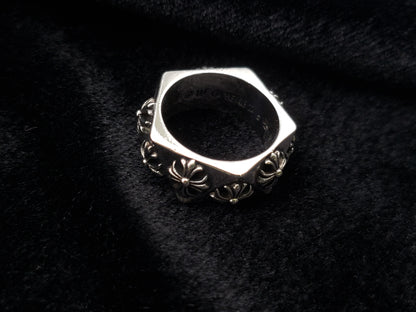 Chrome Classic Side Cross Ring