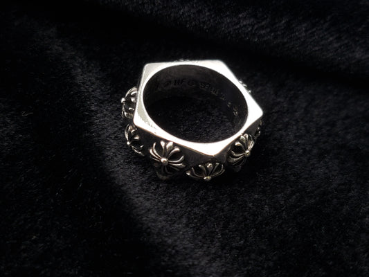 Chrome Classic Side Cross Ring