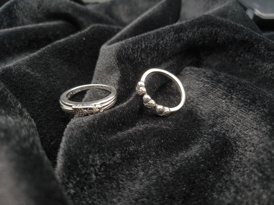 Chrome Classic Retro Dagger Ring / Hearts Ring Set