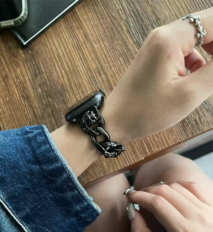 Chrome Vintage Embossed Metal Bracelet for Apple Watch